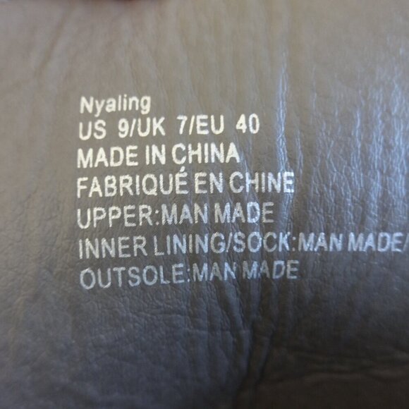 Just Fab Nyaling women's size 9 Grey ankle boot, faux leather, heel top sock - Picture 4 of 14